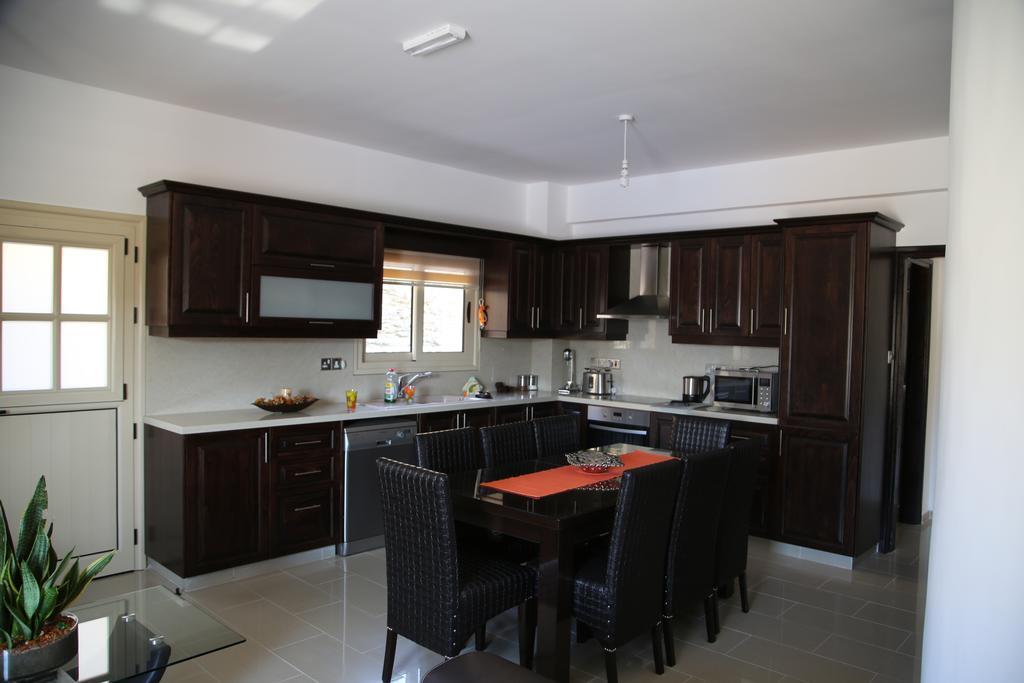 Villa Melyia Kato Pyrgos Quarto foto