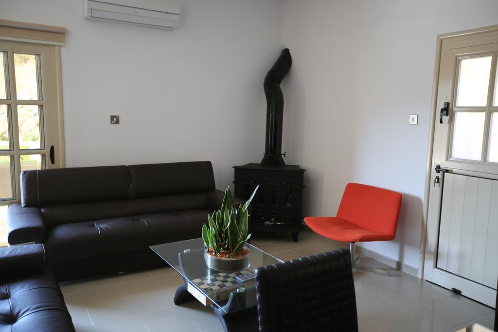 Villa Melyia Kato Pyrgos Quarto foto